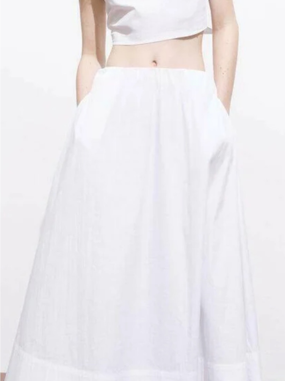 Mango long  skirt with pockets 
82% cotton, 15% polyamide, 3% elastane